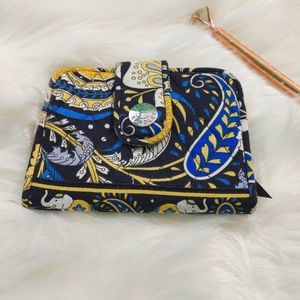 Vera bradley wallet